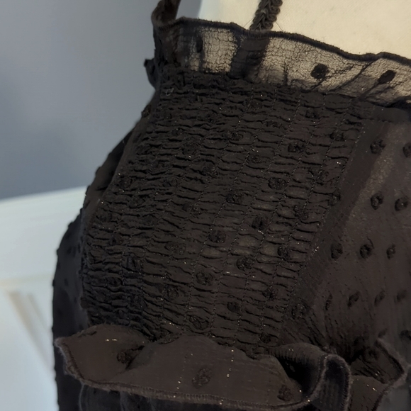 NWOT Express Black Metallic Clip Dot Ruffle Balloon Sleeve Blouse Size: S - Picture 4 of 10